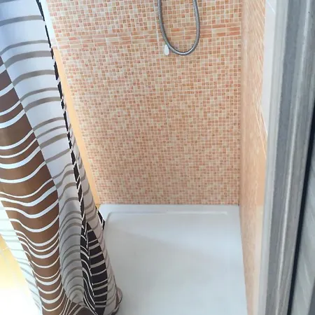 La Maison Di Zia Annina 게스트하우스 올비아
