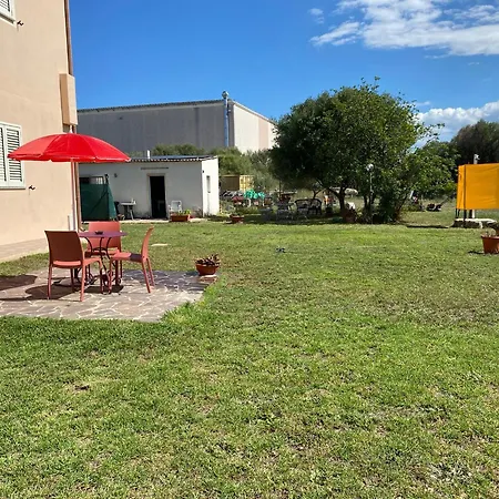 ゲストハウス La Maison Di Zia Annina Costa Smeralda *