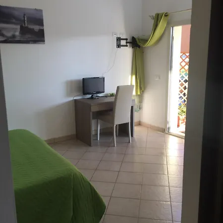 ゲストハウス La Maison Di Zia Annina オルビア