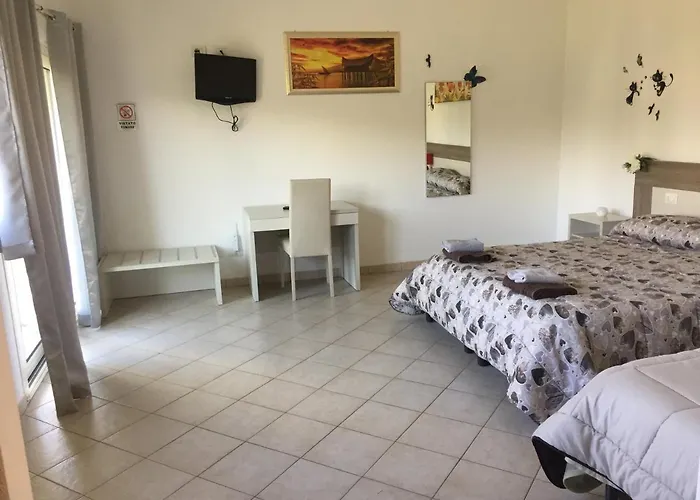 La Maison Di Zia Annina Pensjonat Olbia