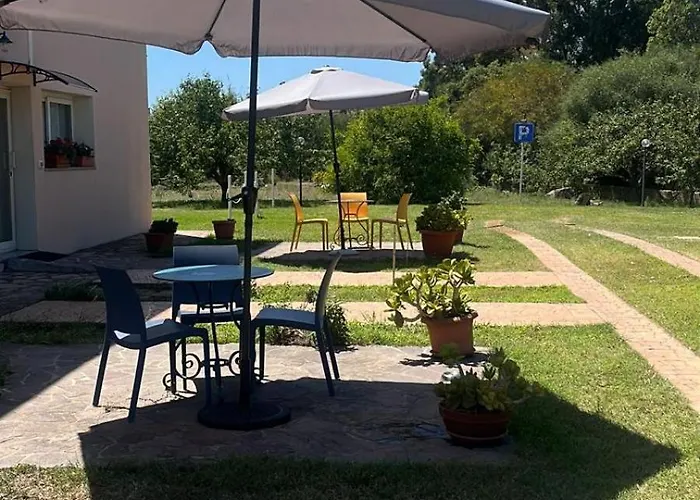 La Maison Di Zia Annina Pensjonat Olbia